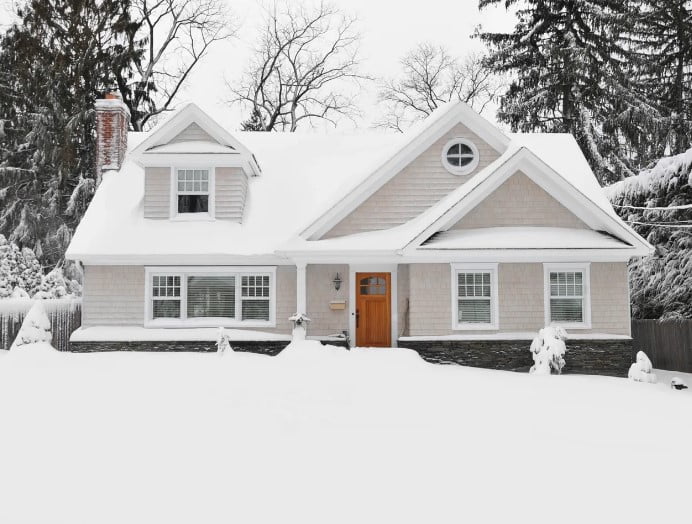 Roof snow removal — Brampton Mississauga GTA