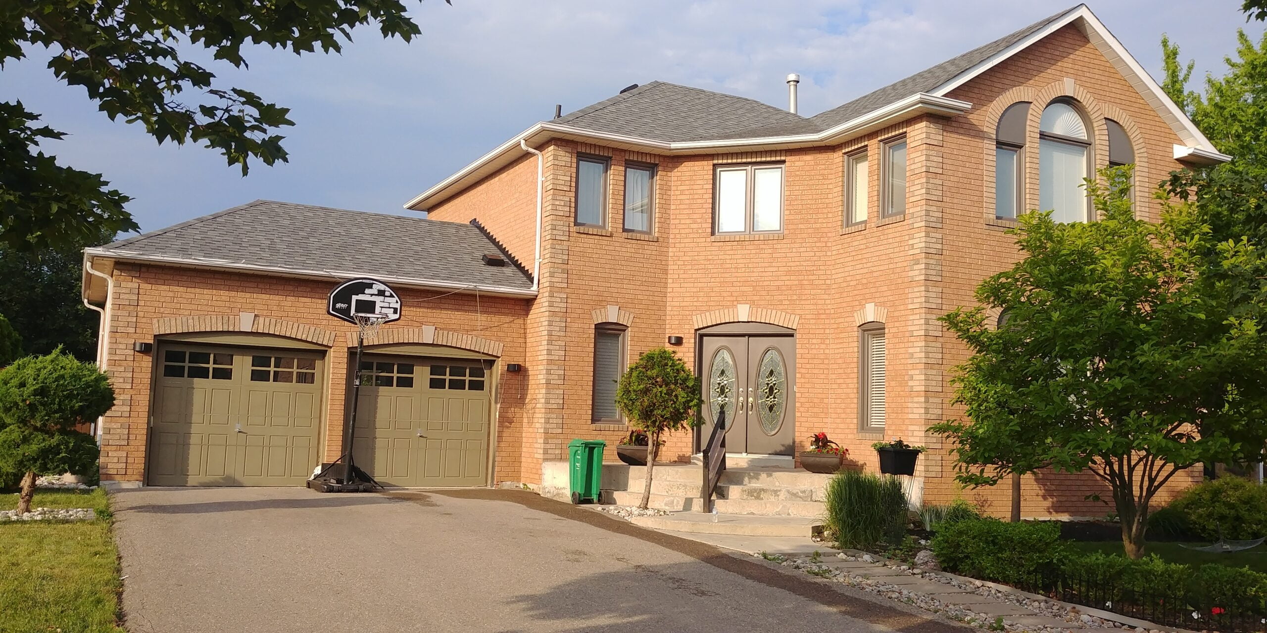 Residential roof replacement — GTA